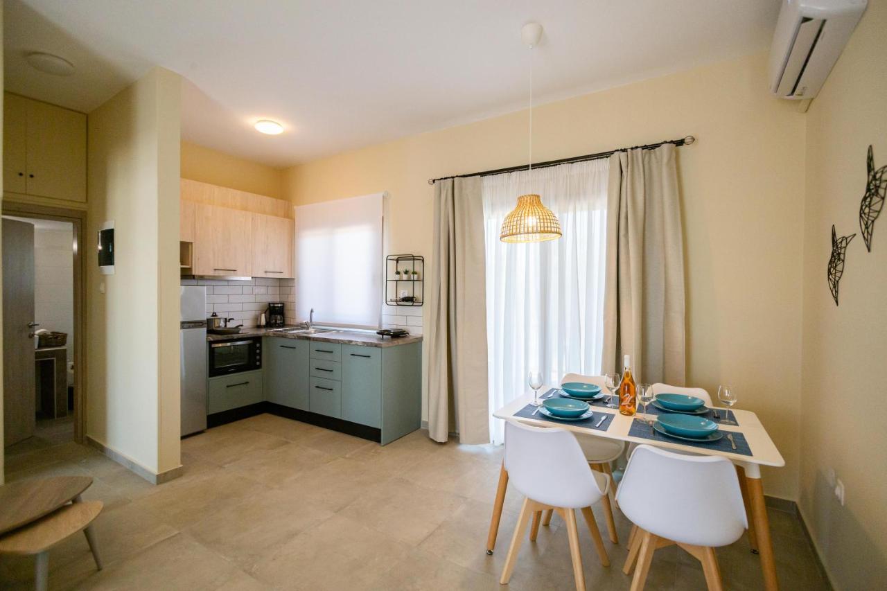 Varkes Suites 1 尼坡帝 外观 照片