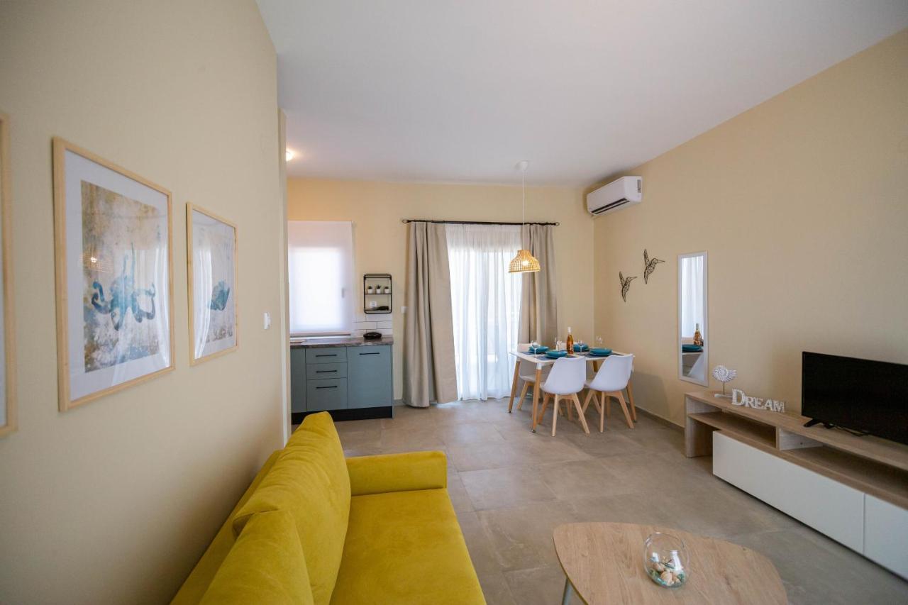 Varkes Suites 1 尼坡帝 外观 照片
